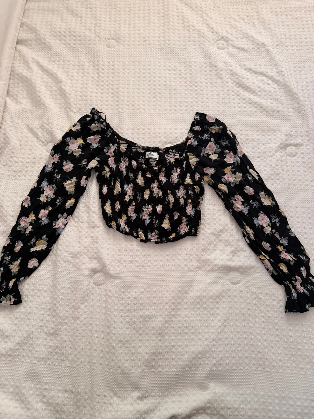 Hollister Black Floral Long-Sleeve Smocked Crop Top